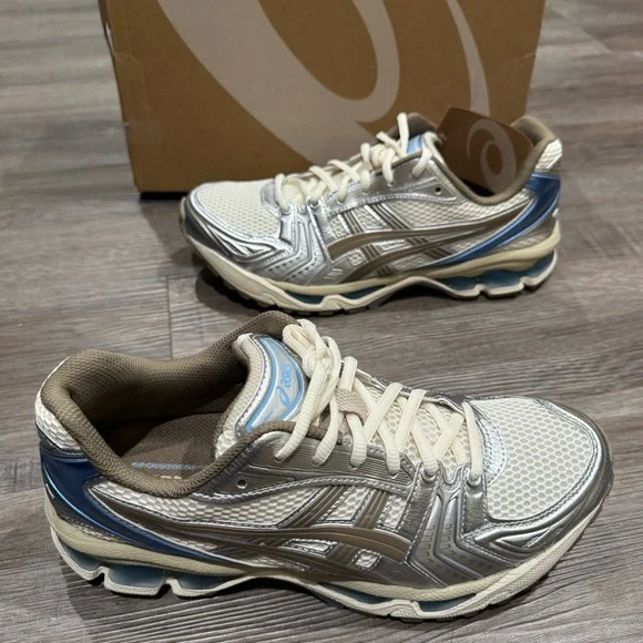 ASICS Gel-Kayano 14 Cream Pepper Athletic Running Sneakers - Picture 3 of 13